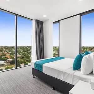Essence Taringa Australia